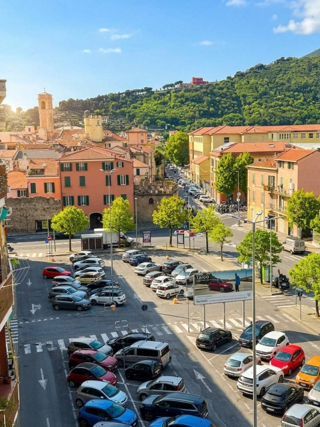 Appartamento in vendita a Albenga