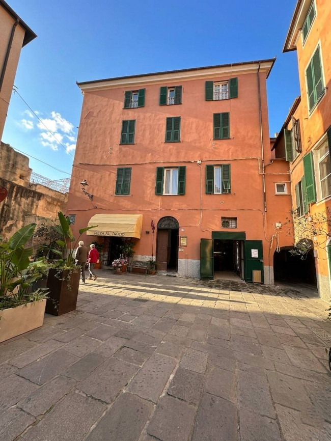 Appartamento in vendita a Albenga