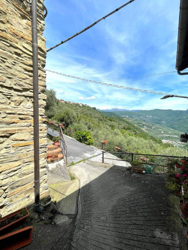 Mansarda in vendita a Borghetto d'Arroscia