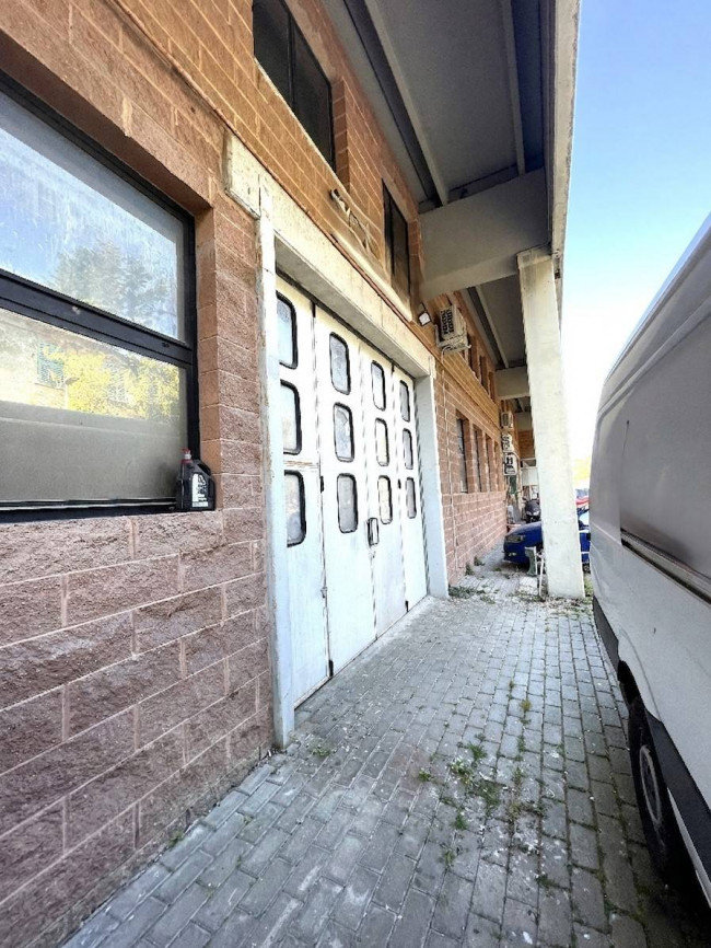 Attività commerciale in vendita a Arenzano