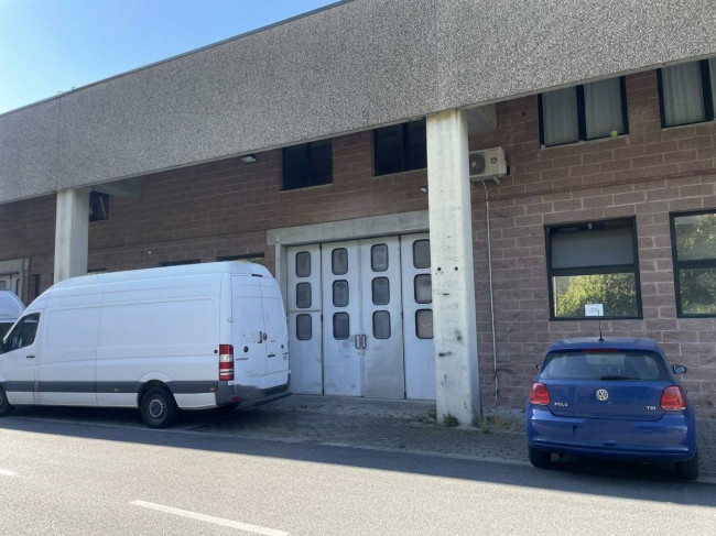 Attività commerciale in vendita a Arenzano