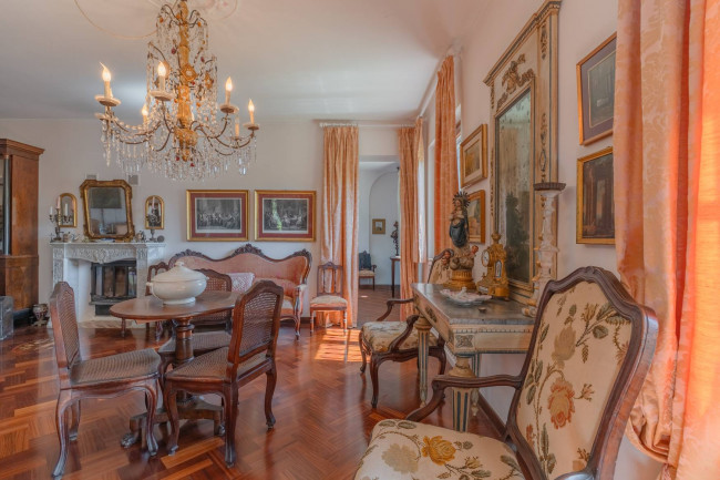 Villa in vendita a Garlenda
