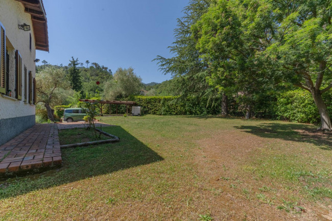 Villa in vendita a Garlenda