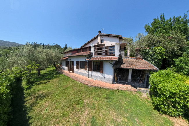 Villa in vendita a Garlenda