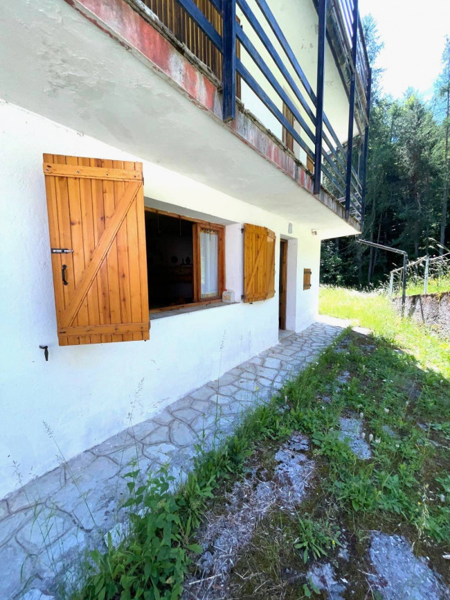 Appartamento in vendita a Mendatica