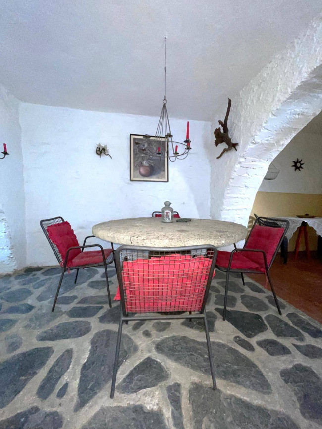 Rustico in vendita a Villanova d'Albenga