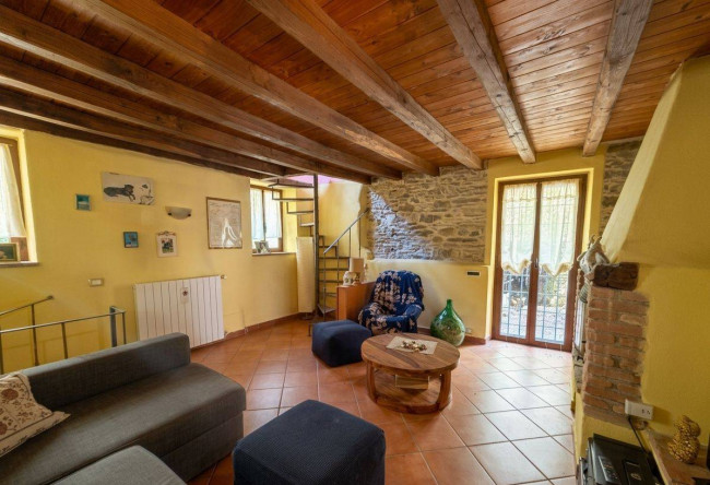  zu verkauf in Borghetto d'Arroscia