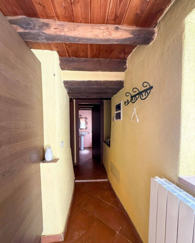  zu verkauf in Borghetto d'Arroscia
