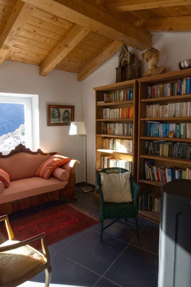 Rustico in vendita a Rezzo