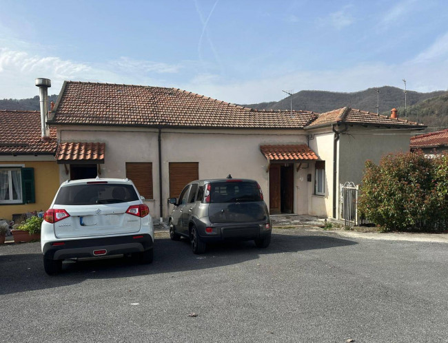 Rustico in vendita a Casanova Lerrone