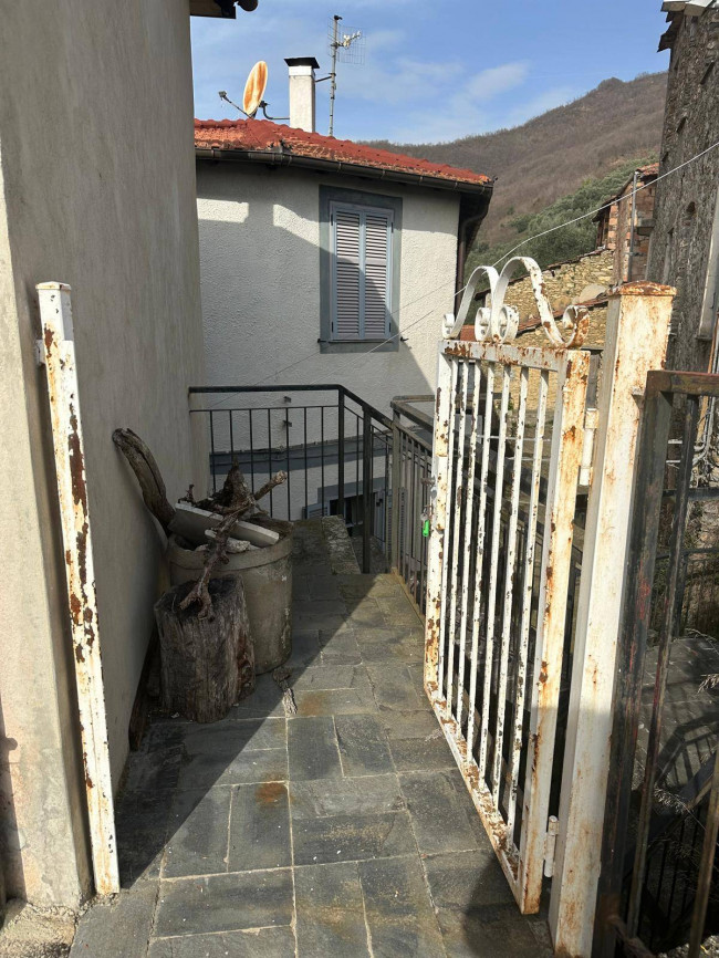 Rustico in vendita a Casanova Lerrone