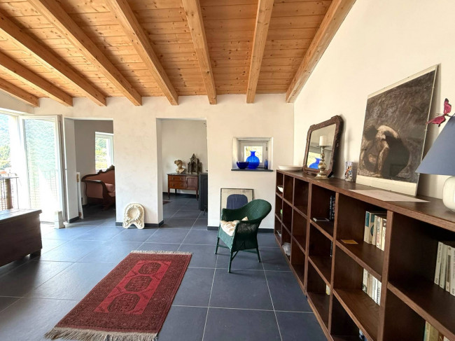 Rustico in vendita a Rezzo