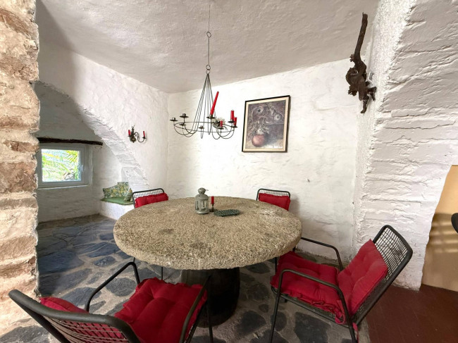Rustico in vendita a Villanova d'Albenga