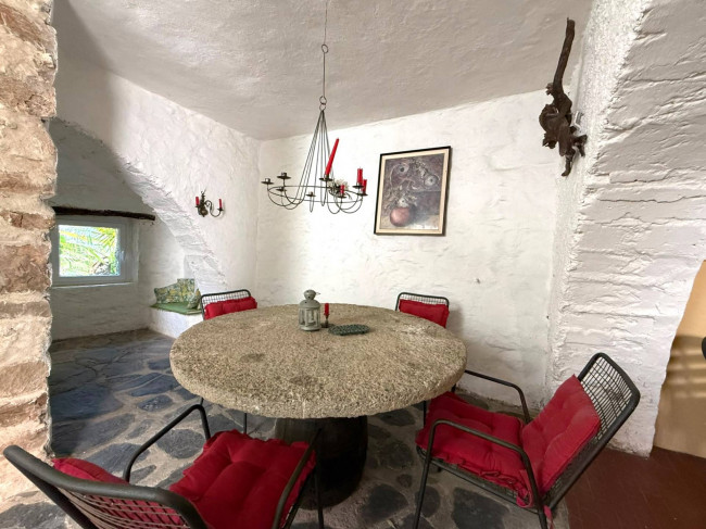 Rustico in vendita a Villanova d'Albenga