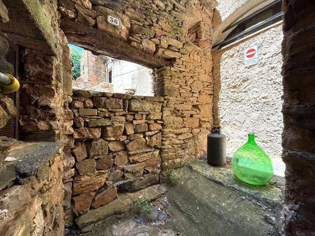 Rustico in vendita a Villanova d'Albenga