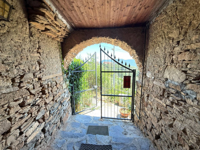 Rustico in vendita a Villanova d'Albenga