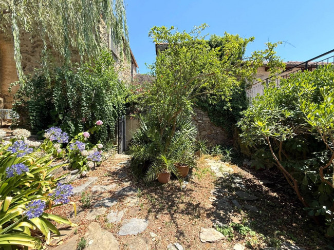 Rustico in vendita a Villanova d'Albenga
