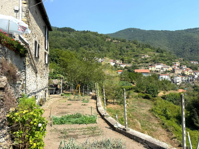 Rustic for sale in Rezzo