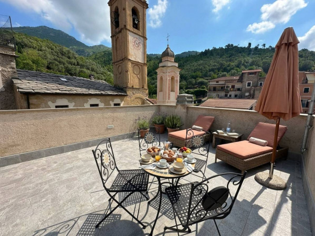  à vente à Castelbianco