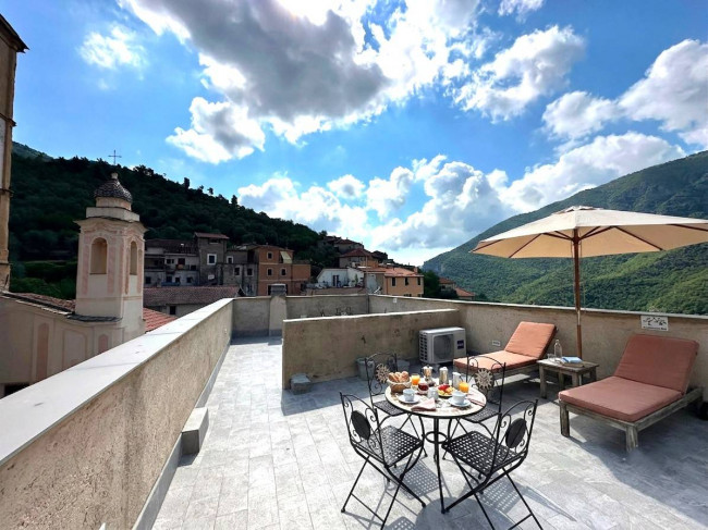  à vente à Castelbianco