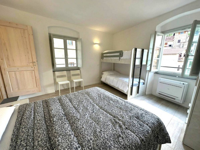  à vente à Castelbianco