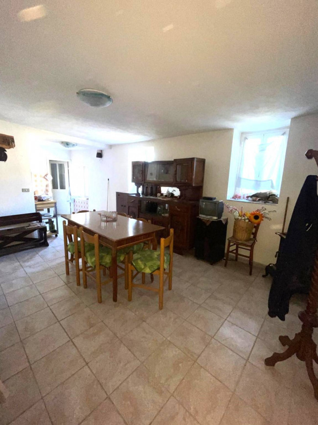  à vente à Cosio d'Arroscia