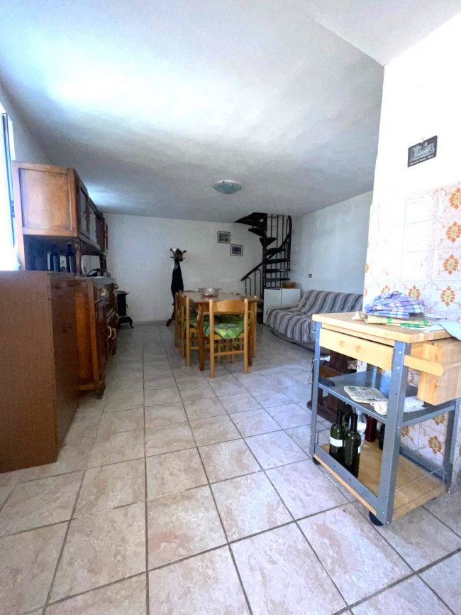  à vente à Cosio d'Arroscia