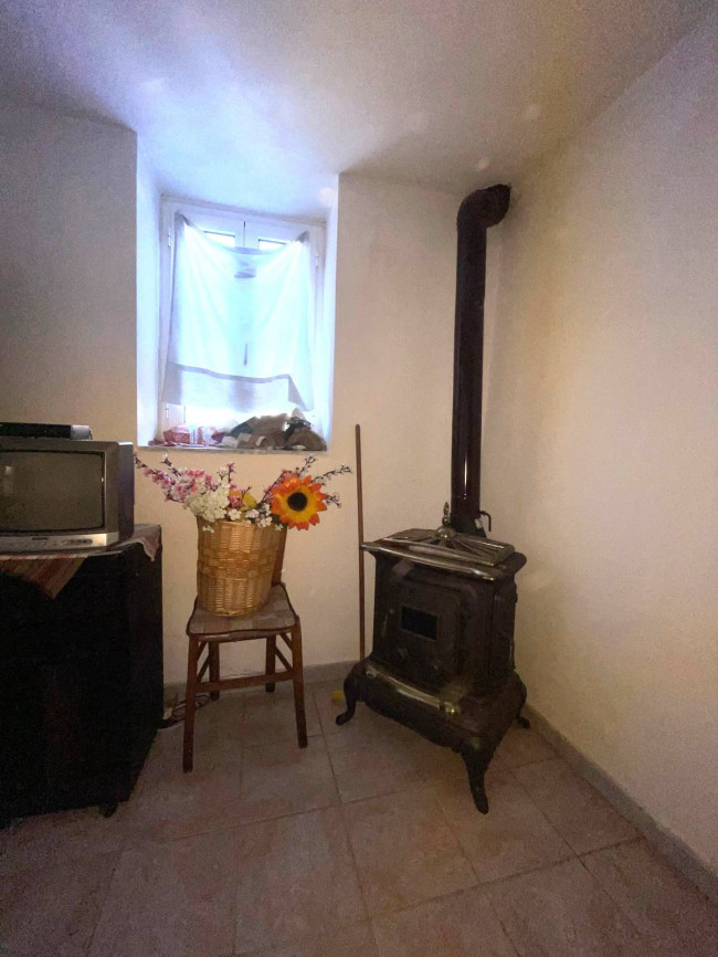  à vente à Cosio d'Arroscia