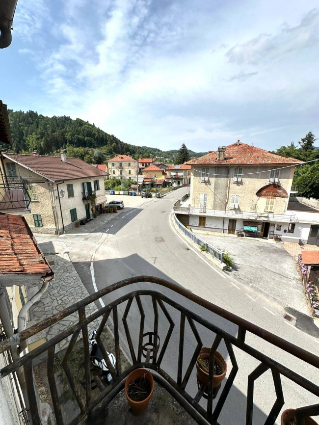 Porzione di Casa in vendita a Calizzano