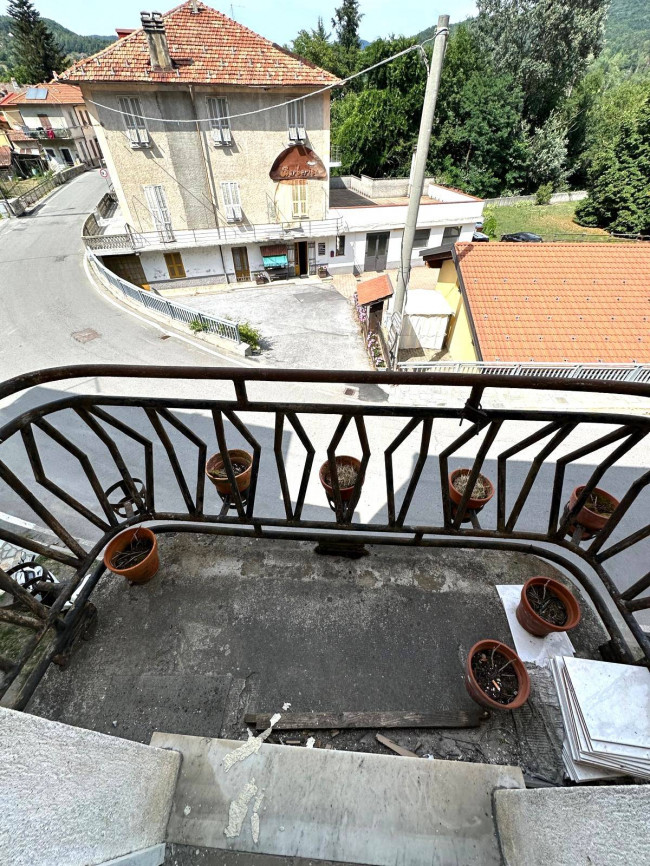 Porzione di Casa in vendita a Calizzano