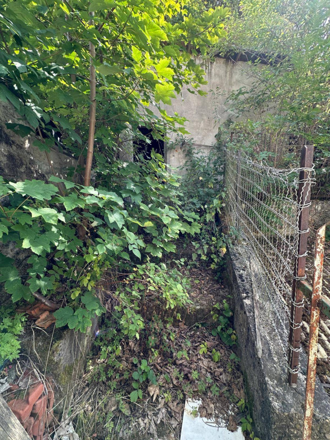 Porzione di Casa in vendita a Calizzano