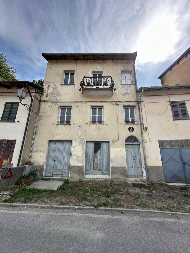 Porzione di Casa in vendita a Calizzano