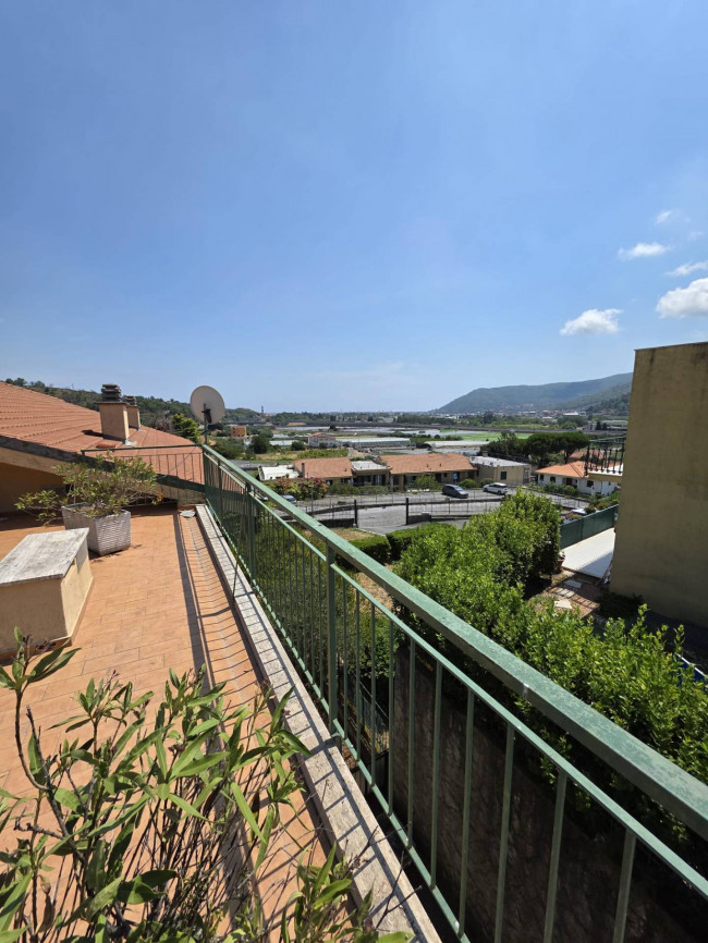  à vente à Villanova d'Albenga
