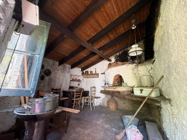 Rustico in vendita a Casanova Lerrone