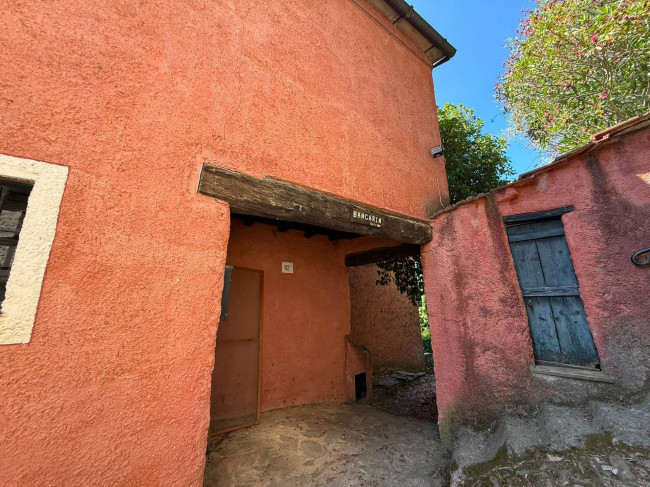Rustico in vendita a Casanova Lerrone