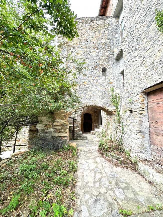 Rustico in vendita a Erli