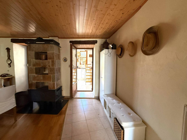 Rustico in vendita a Rezzo