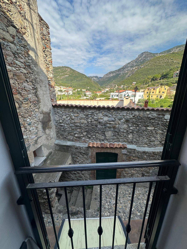 Terratetto in vendita a Toirano