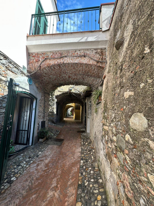 Terratetto in vendita a Toirano
