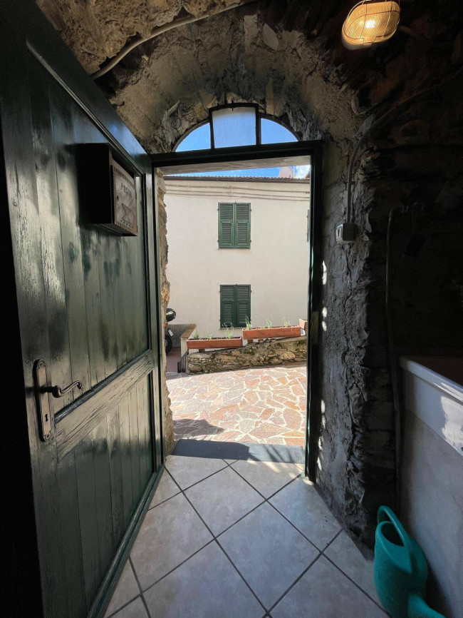 Casa singola in vendita a Rezzo
