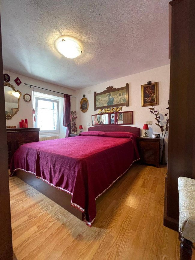 Casa singola in vendita a Rezzo