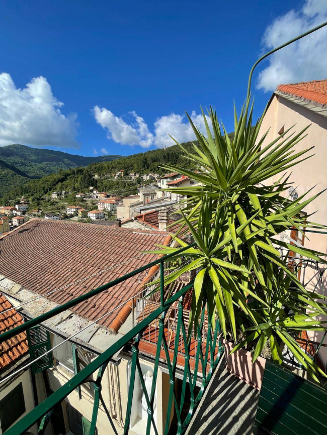 Casa singola in vendita a Rezzo