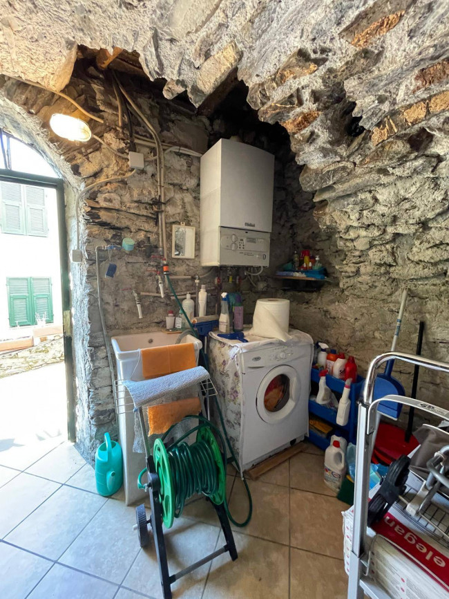 Casa singola in vendita a Rezzo