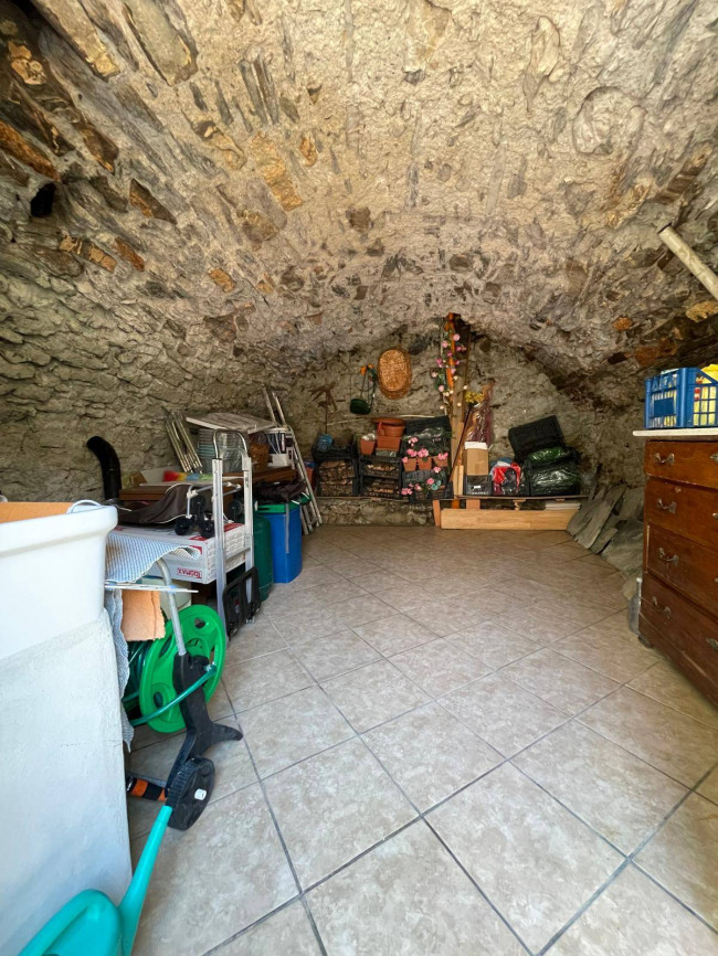 Casa singola in vendita a Rezzo