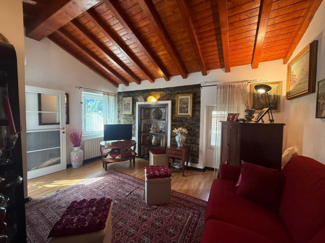 Casa singola in vendita a Rezzo