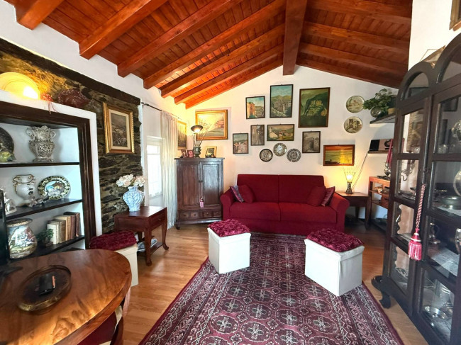  à vente à Rezzo