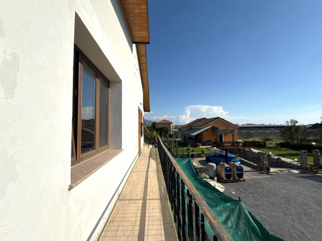Villa in vendita a Albenga