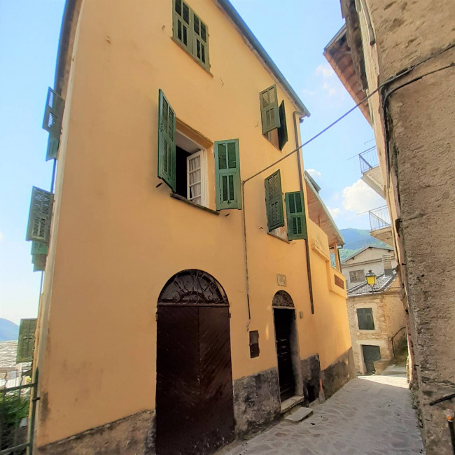 Rustic for sale in Rezzo