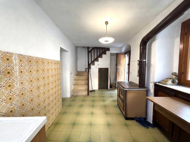 Casa singola in vendita a Rezzo