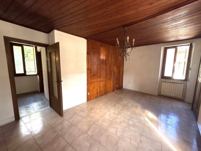Casa singola in vendita a Rezzo